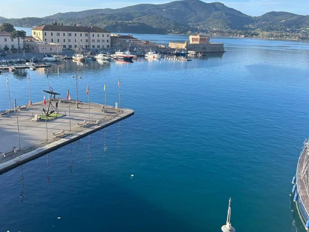 Appartamento a Portoferraio in piazza Cavour, 4 - Foto 2