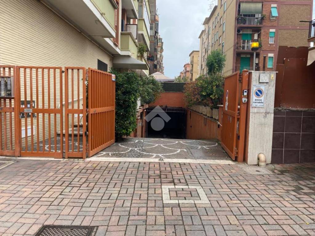 Box / garage a Roma in Via dei Velieri, 20 - Foto 1