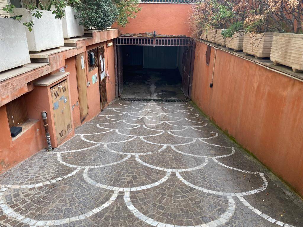 Box / garage a Roma in Via dei Velieri, 20 - Foto 2