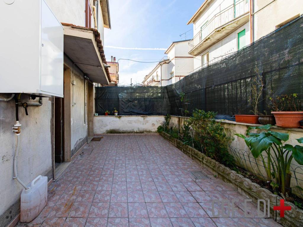 Appartamento a Poggio moiano in Via Giacomo Leopardi - Foto 3