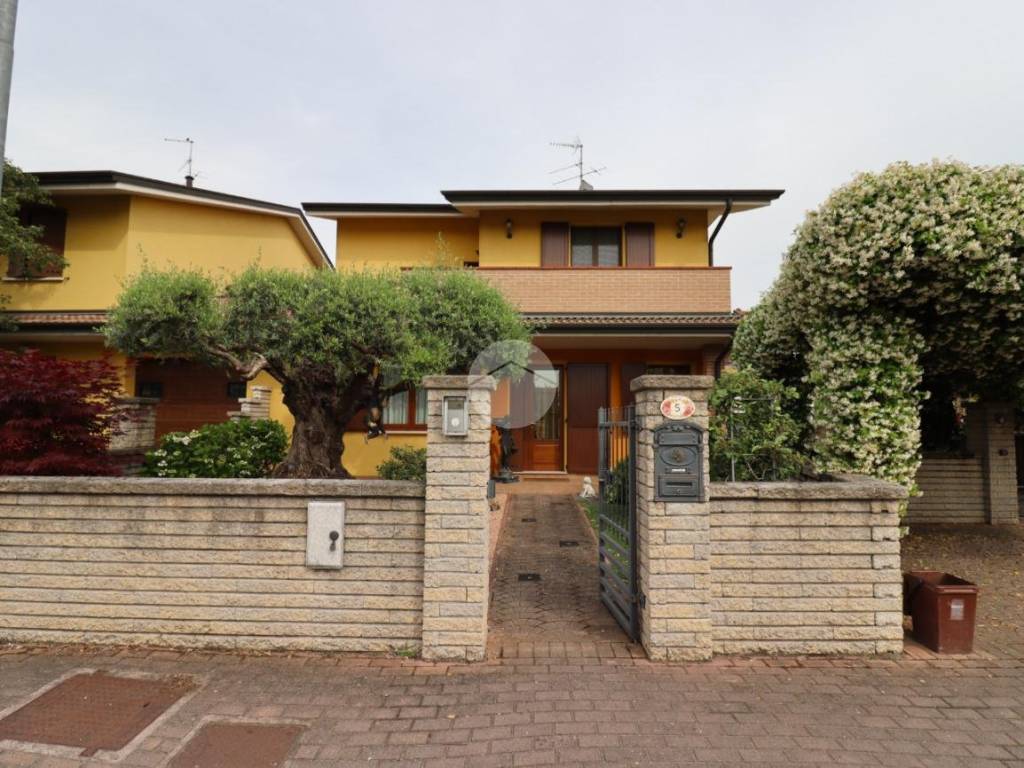 Villa a San giorgio bigarello in VIA MARTIN LUTHER KING, 5 - Foto 2