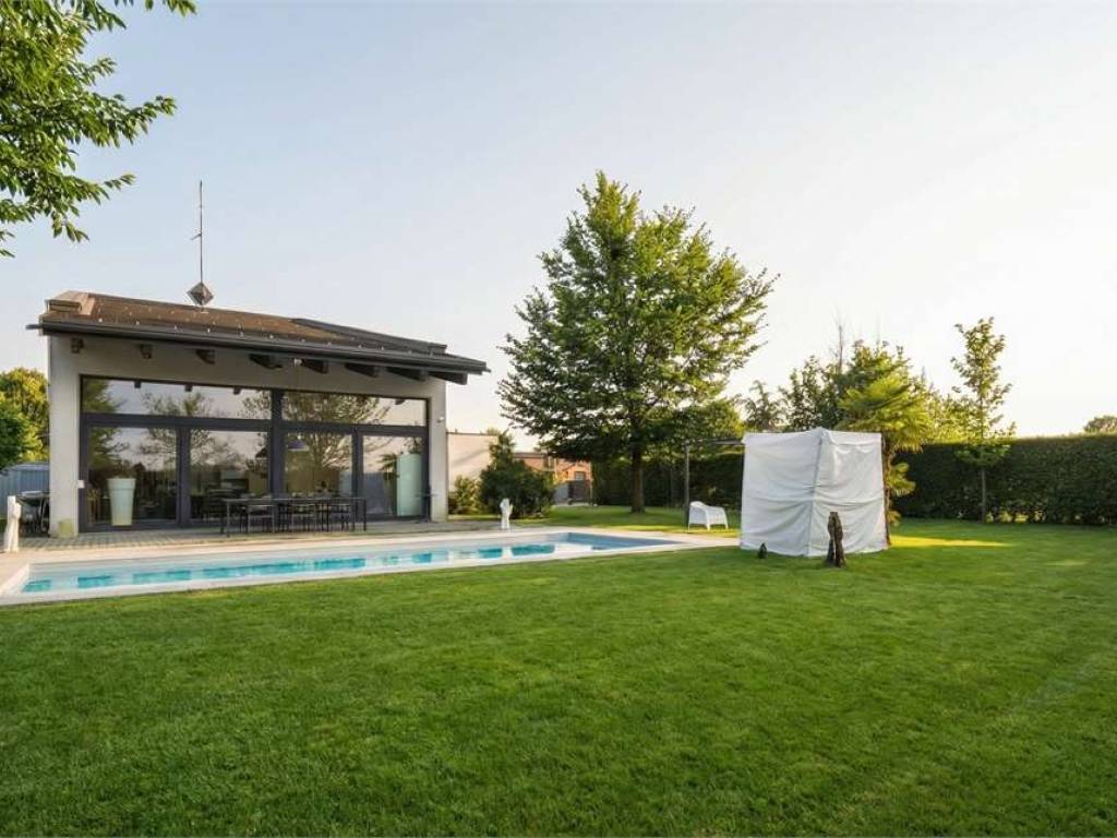 Villa a Reggio emilia in Via Ognissanti, 13 - Foto 4