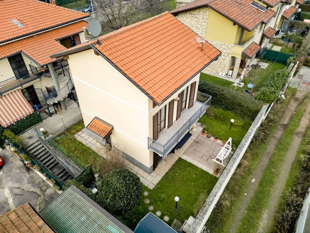Villa a Mariano comense in Via Don Giovanni Minzoni, 9 - Foto 5