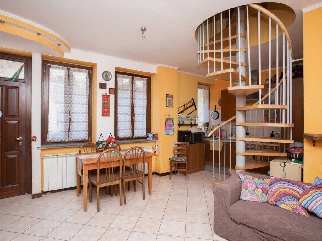 Appartamento a Busto garolfo in Via Giuseppe Garibaldi - Foto 4