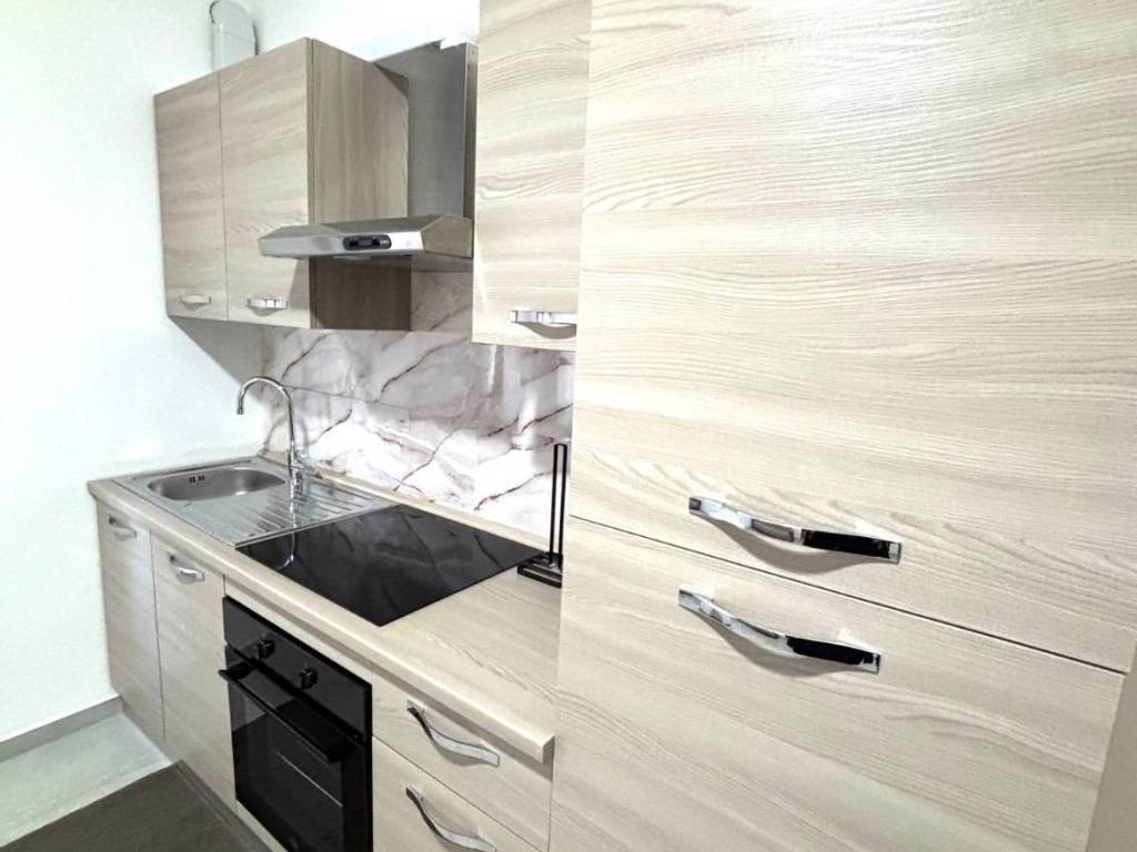 Appartamento a Roseto degli abruzzi in Via Tunisia, 8 - Foto 4