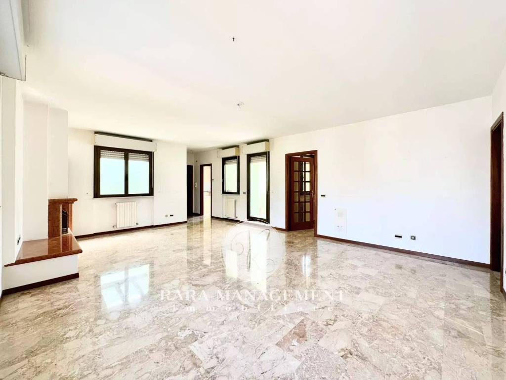 Appartamento a Ancona in Via Giovanni Crocioni, 5 - Foto 2