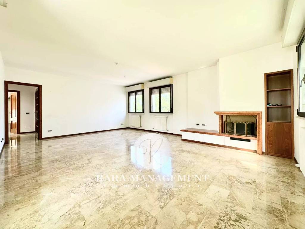 Appartamento a Ancona in Via Giovanni Crocioni, 5 - Foto 4