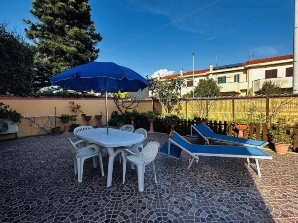 Appartamento a Fiumicino in Via Porto Romano - Foto 2