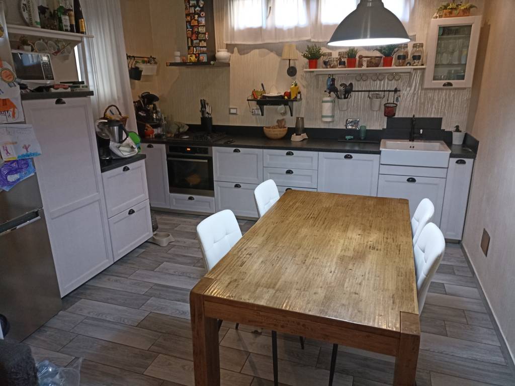 Casa indipendente a Prato in Via Vincenzo da Filicaia - Foto 2