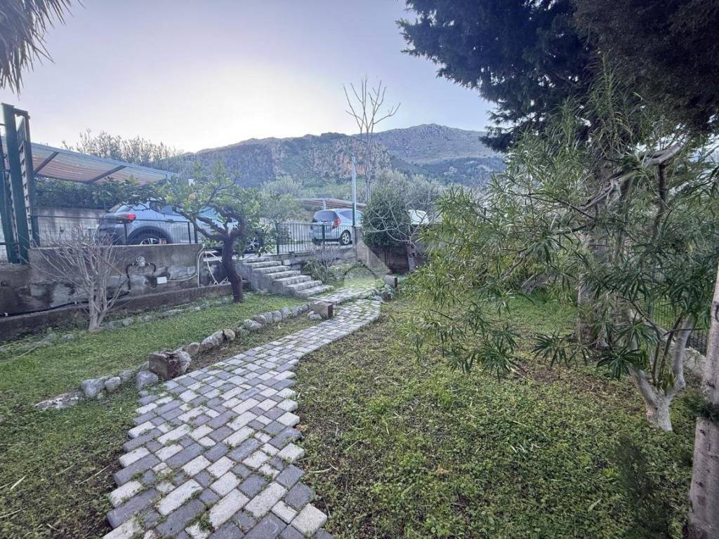 Terreno a Carini in VIA BRINDISI, 47 - Foto 5