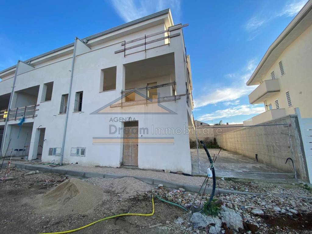 Villa a Parete in Via Fabio Filzi - Foto 2