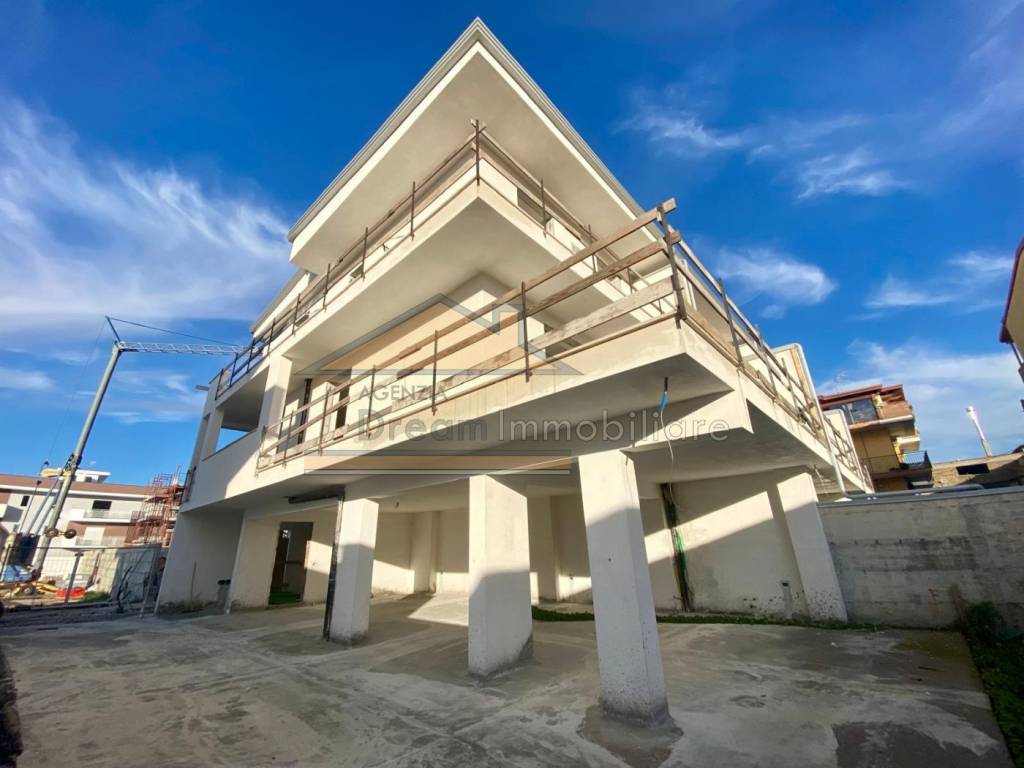 Villa a Parete in Via Fabio Filzi - Foto 3