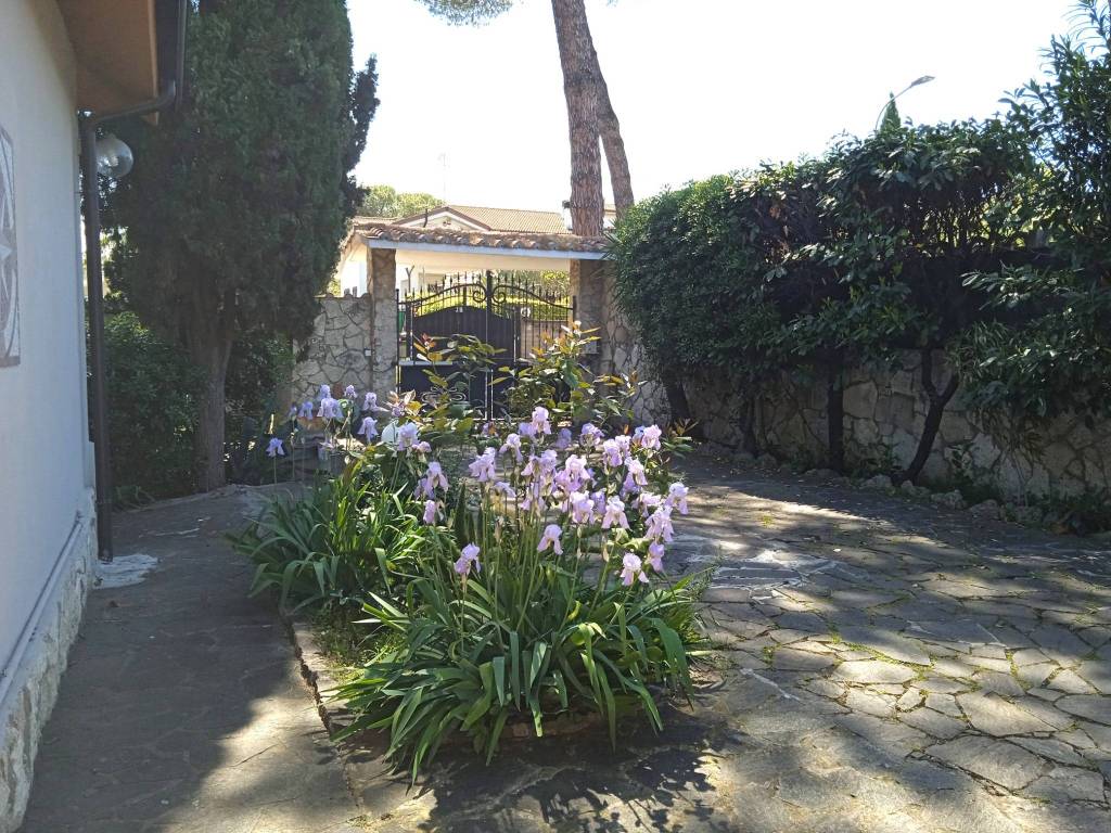 Villa a Guidonia montecelio in Via Monte Nevoso, 31 - Foto 3