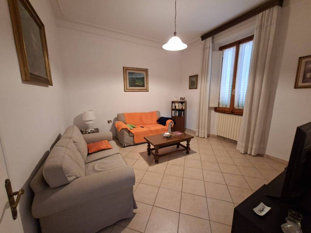 Casa indipendente a Prato - Foto 3