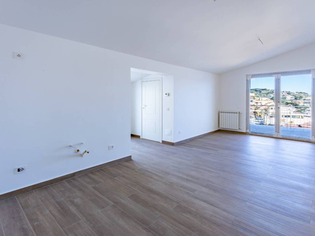 Appartamento a Messina in Via Consolare Pompea, 1213 - Foto 3