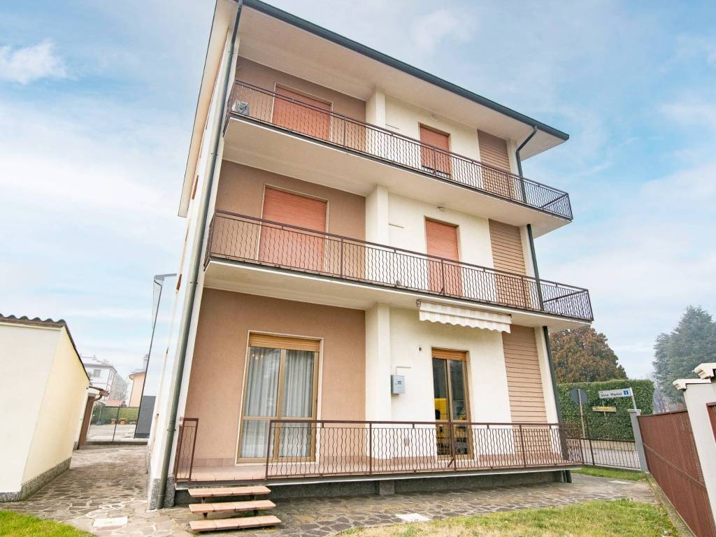 Appartamento a Lodi in Via Gino Marini, 1 - Foto 2