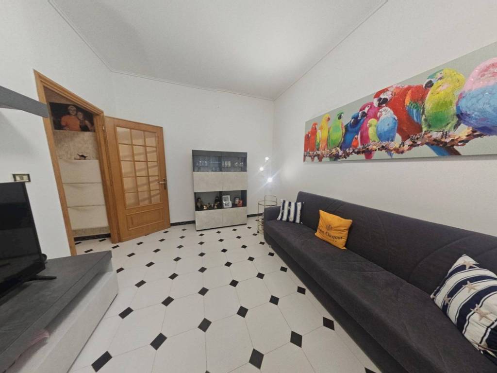 Appartamento a Genova in Via Monte Sei Busi, 19 - Foto 2