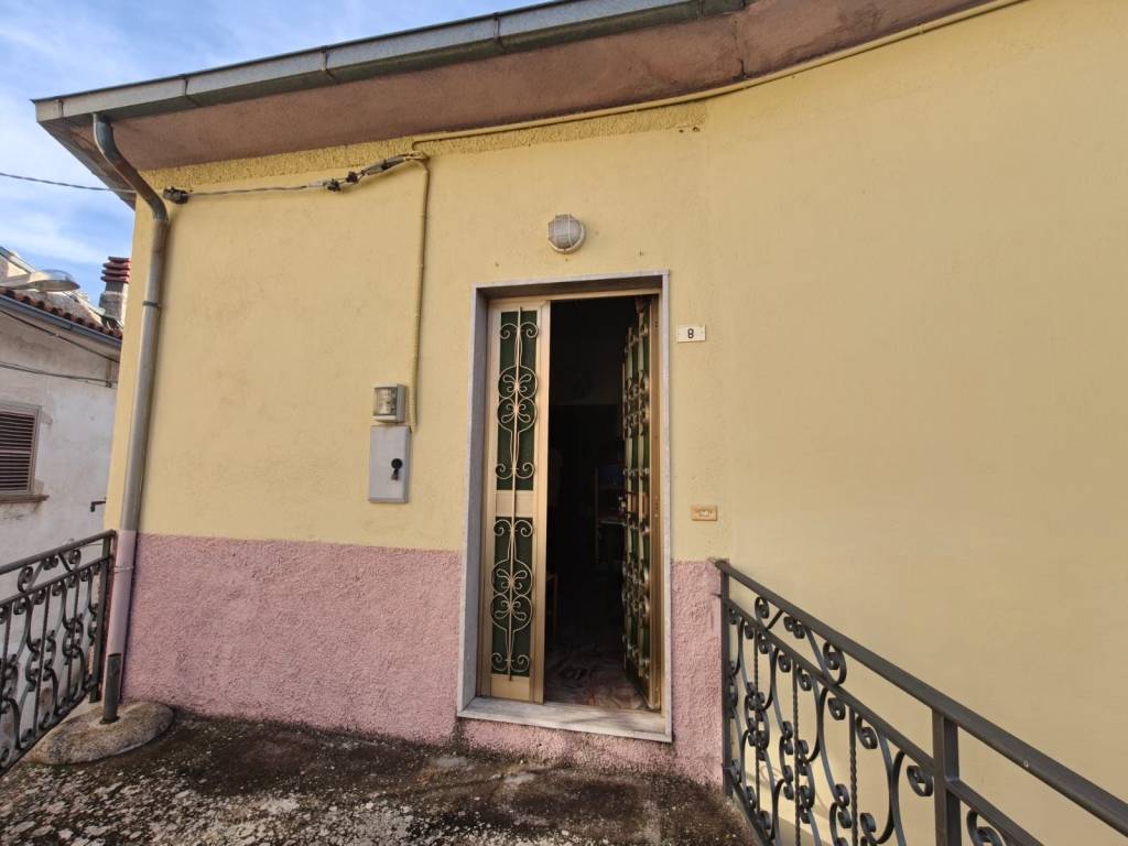 Casa indipendente a Castelvecchio calvisio - Foto 2