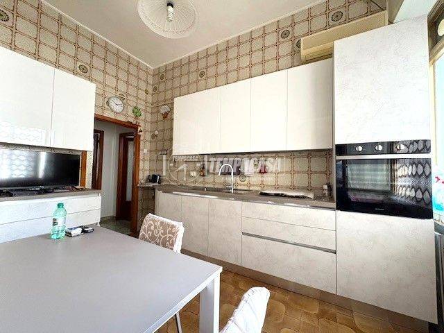 Appartamento a Foggia in Via Renato Benvenuto - Foto 5