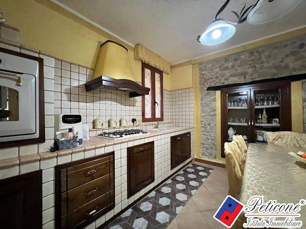 Appartamento a Fondi in VIA OLMO PERINO - Foto 4