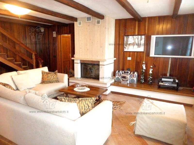 Villa a Abetone cutigliano in Strada Statale dell'Abetone e del Brennero, 371 - Foto 3