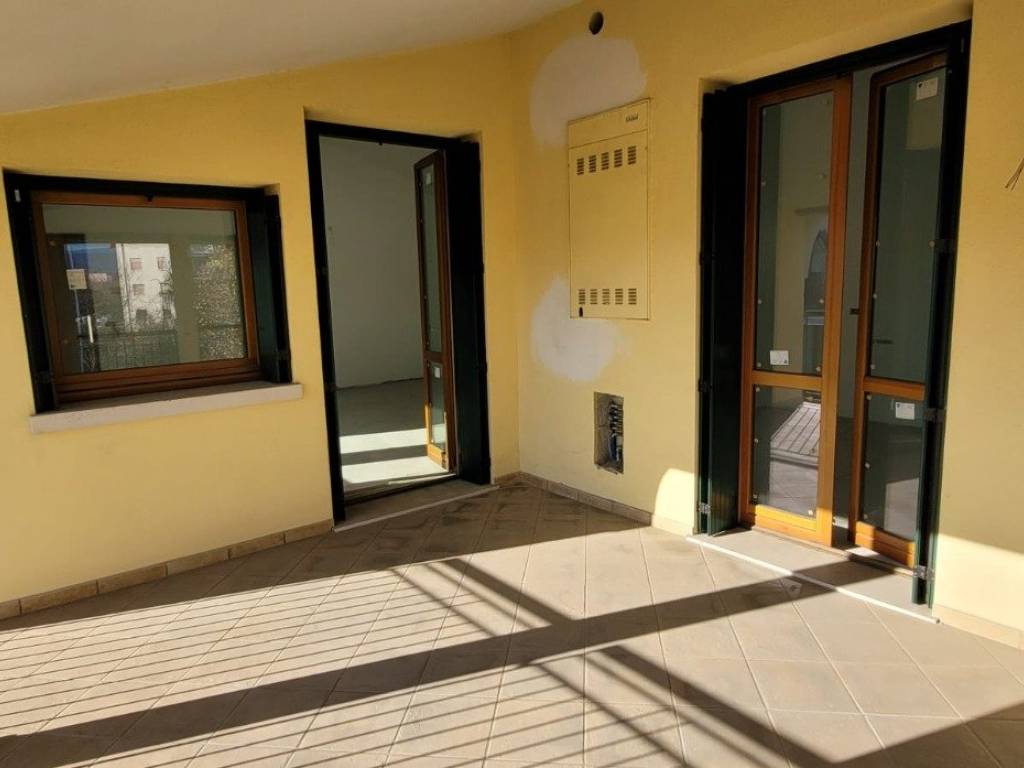 Appartamento a Verona in Via Cernisone - Foto 2