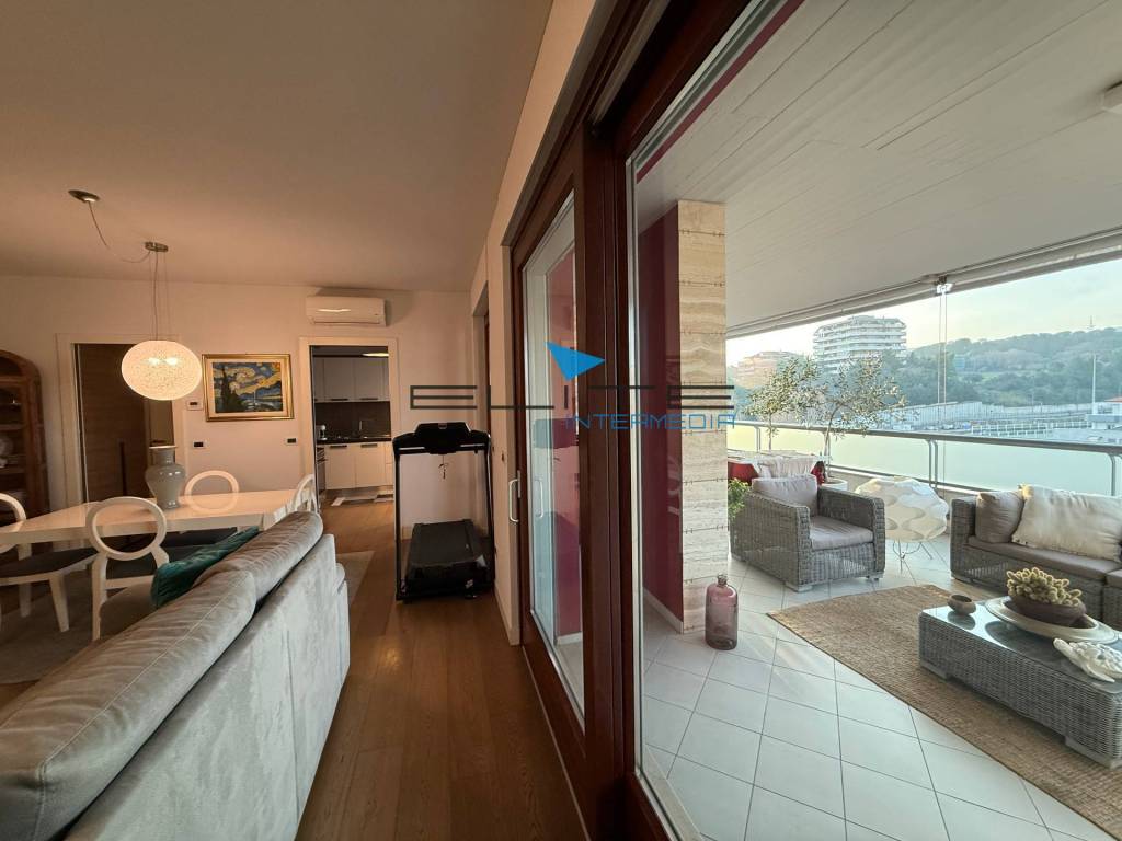 Attico / mansarda a Pescara in Via Raffaello Sanzio, 7 - Foto 4