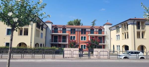 Appartamento a Verona in VIA CERNISONE 2 - Foto 2