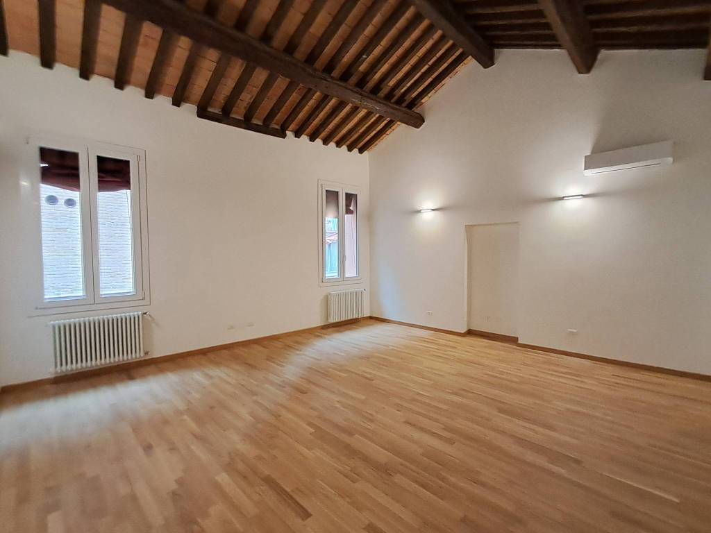 Appartamento a Ferrara in Via Contrari - Foto 3