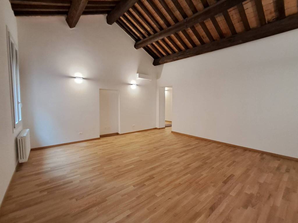 Appartamento a Ferrara in Via Contrari - Foto 4