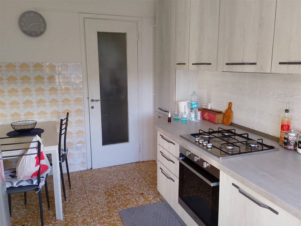 Appartamento a Gozzano in Viale Parona - Foto 4