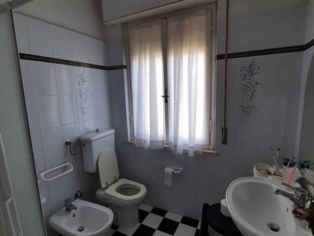 Appartamento a Rosignano marittimo in Via Friuli Venezia Giulia No Number - Foto 4