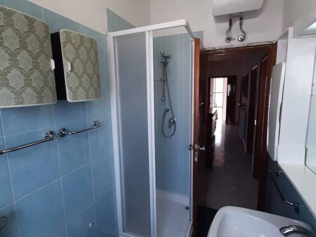 Appartamento a Rosignano marittimo in Via Emilia Romagna, 8 -----A - Foto 2