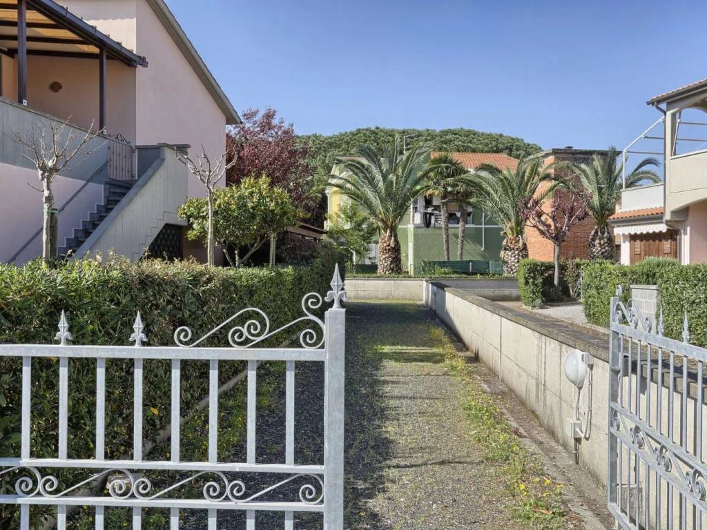 Appartamento a Rosignano marittimo in Monte Falterona, 3 ----------T - Foto 4