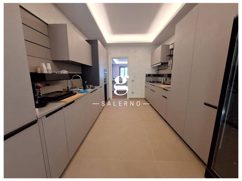 Appartamento a Salerno in Via Panoramica - Foto 5