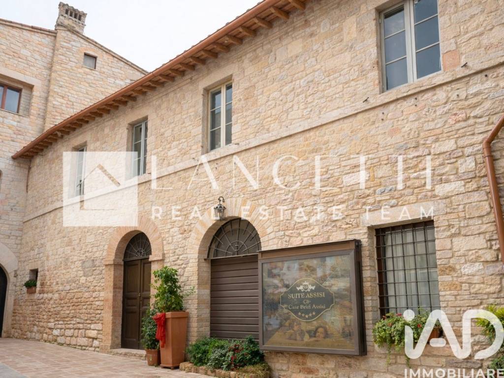 Casa indipendente a Assisi in Via Eugenio Brizzi, 3 - Foto 2