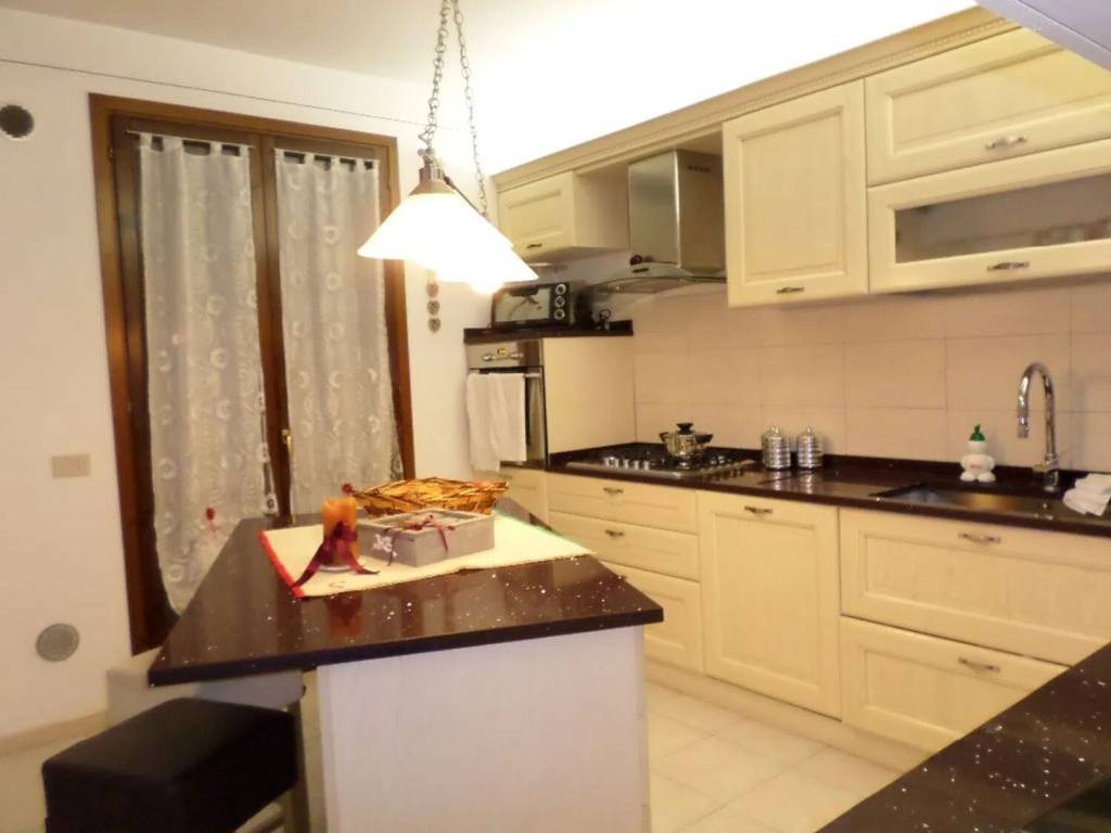 Appartamento a Santa maria a monte in Via Usciana - Foto 2