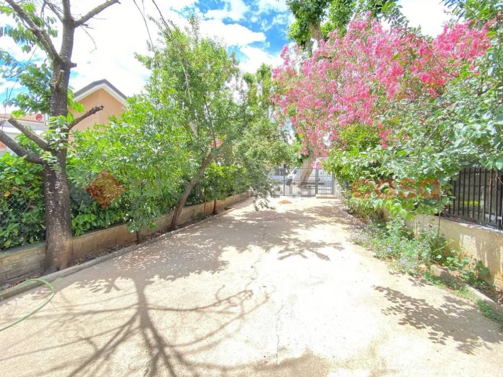 Casa indipendente a Frosinone in via giacomo puccini, 75 - Foto 2