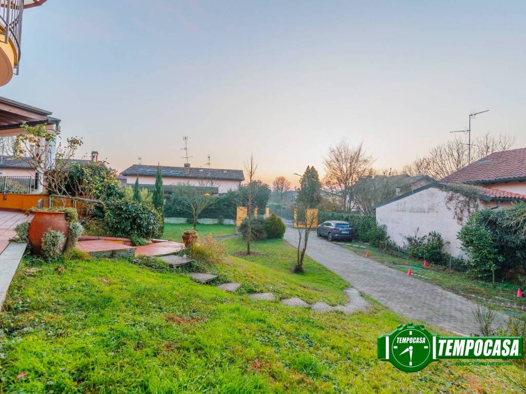 Villa a Torre d'isola in Via Riviera - Foto 3