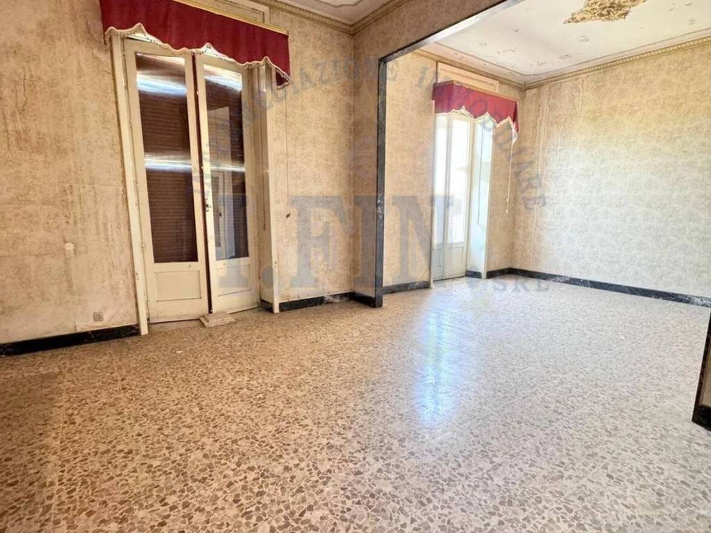 Villa a Trecastagni in Piazza Guglielmo Marconi - Foto 5