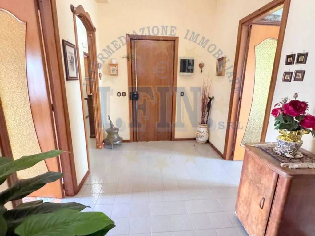 Appartamento a Gravina di catania in Via Luigi Sturzo - Foto 4