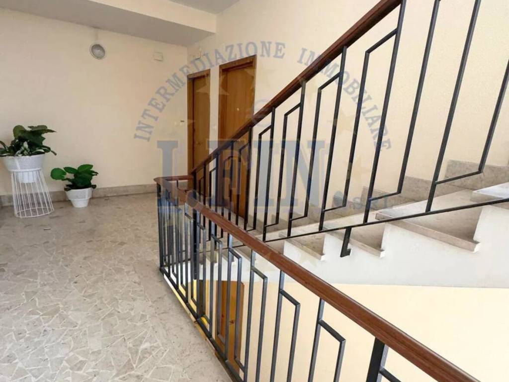 Appartamento a Catania in Viale Vittorio Veneto - Foto 5