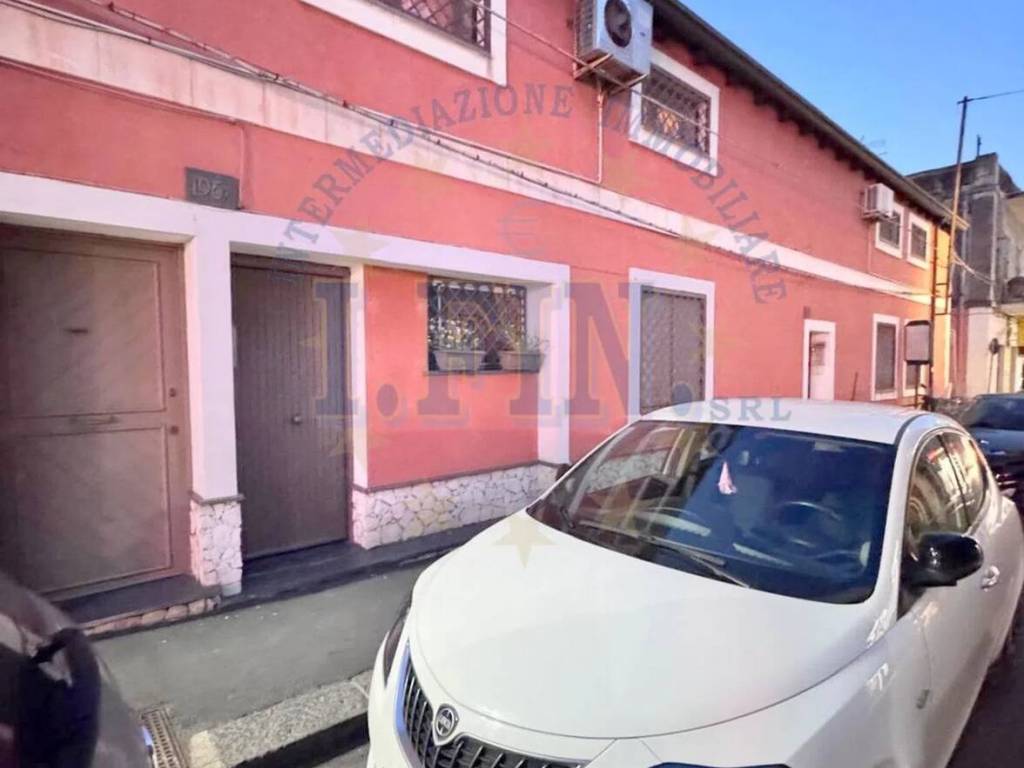 Appartamento a Catania in Via del Bosco - Foto 1