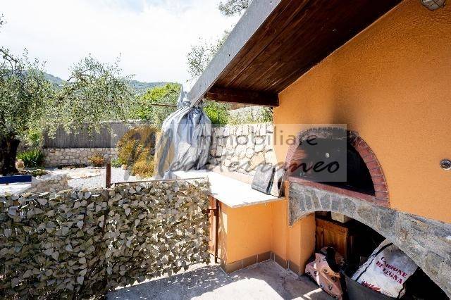 Villa a Perinaldo in Strada provinciale n. 62 - Foto 2