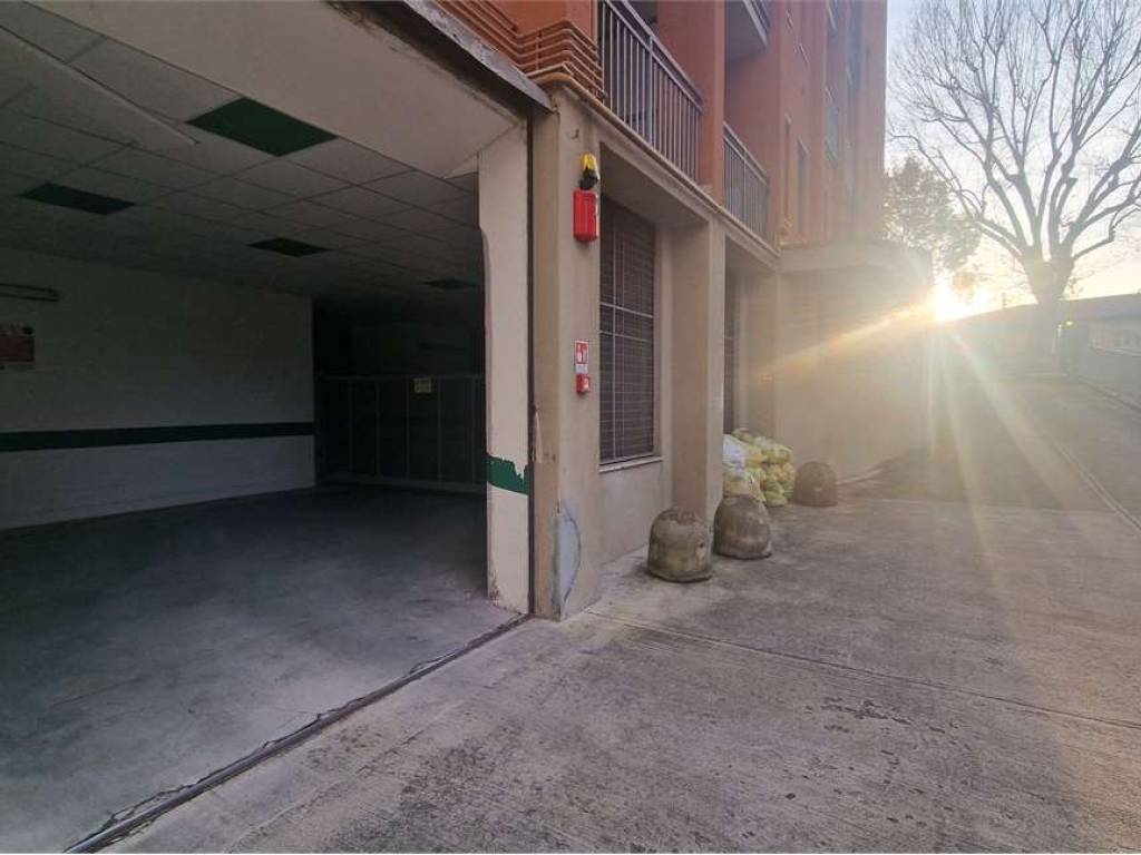 Box / garage a Bergamo in Via Suardi, 7 - Foto 4