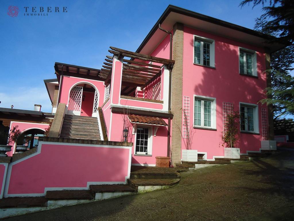 Villa a Pietra de' giorgi in Via Giuseppe Porri - Foto 3