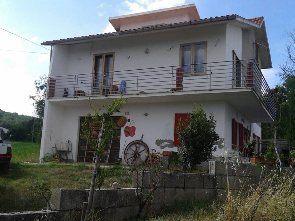 Villa a Morcone in Contrada Montagna - Foto 3