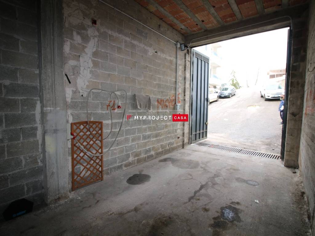 Box / garage a Martina franca in Viale Alcide de Gasperi - Foto 2