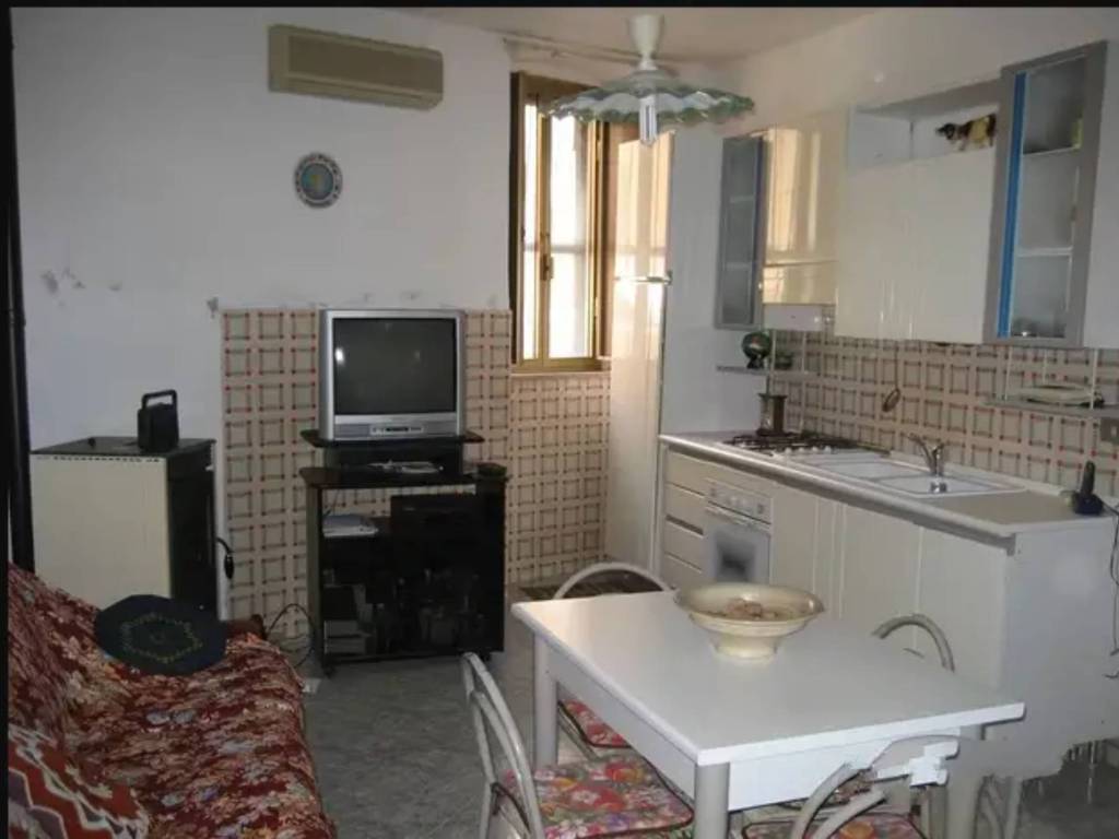 Casa indipendente a Scano di montiferro in Via Eleonora d'Arborea - Foto 4