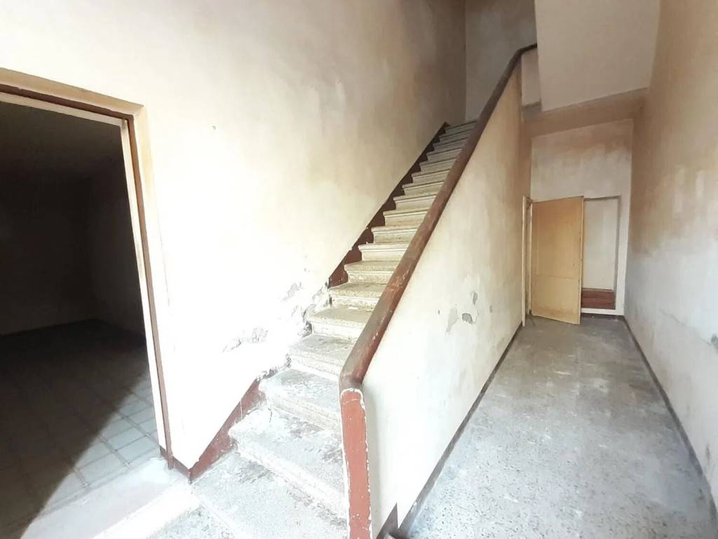Villa a Pontedera in Via Gioacchino Rossini - Foto 2